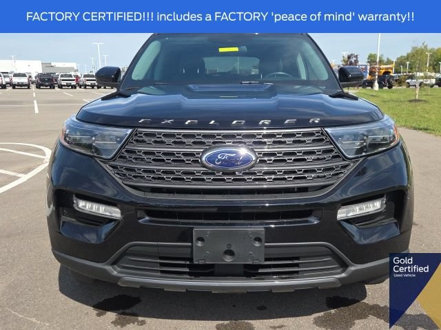 Used 2023 Ford Explorer XLT w/ Equipment Group 202A AWD/4WD image 4