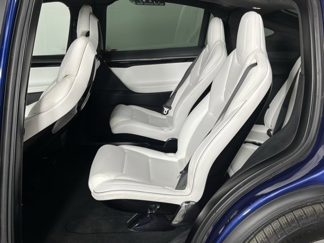 Used 2016 Tesla Model X 90D image 25