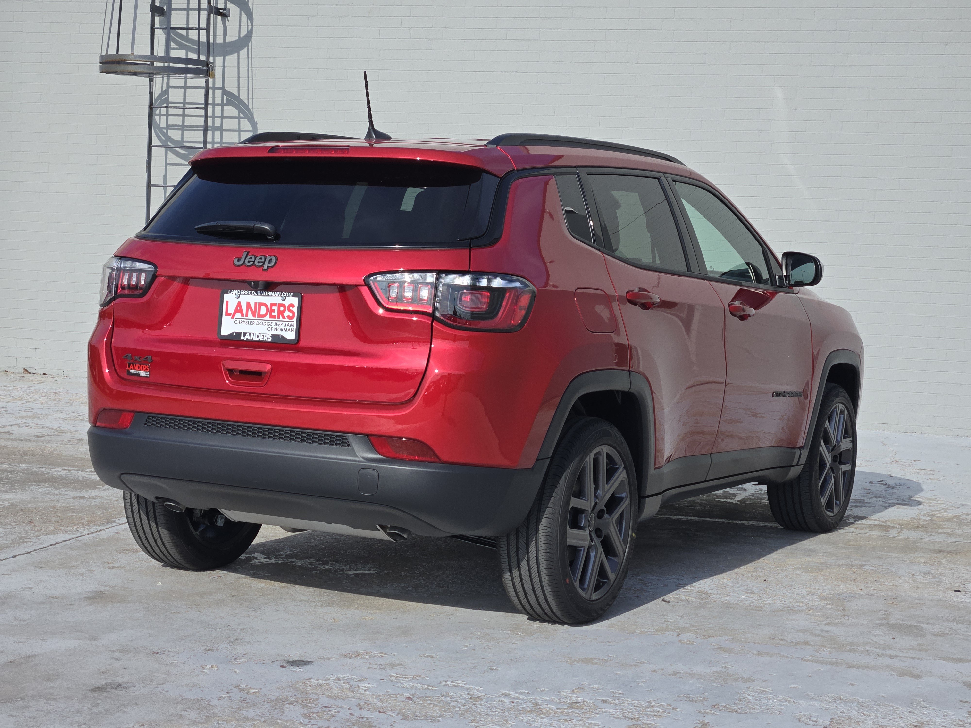New 2026 Jeep Compass Latitude AWD/4WD image 4