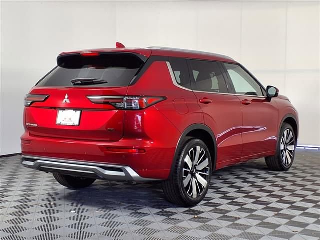 Used 2025 Mitsubishi Outlander SEL image 27