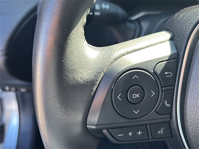 Used 2023 Toyota Corolla Cross XLE w/ Convenience Package image 23