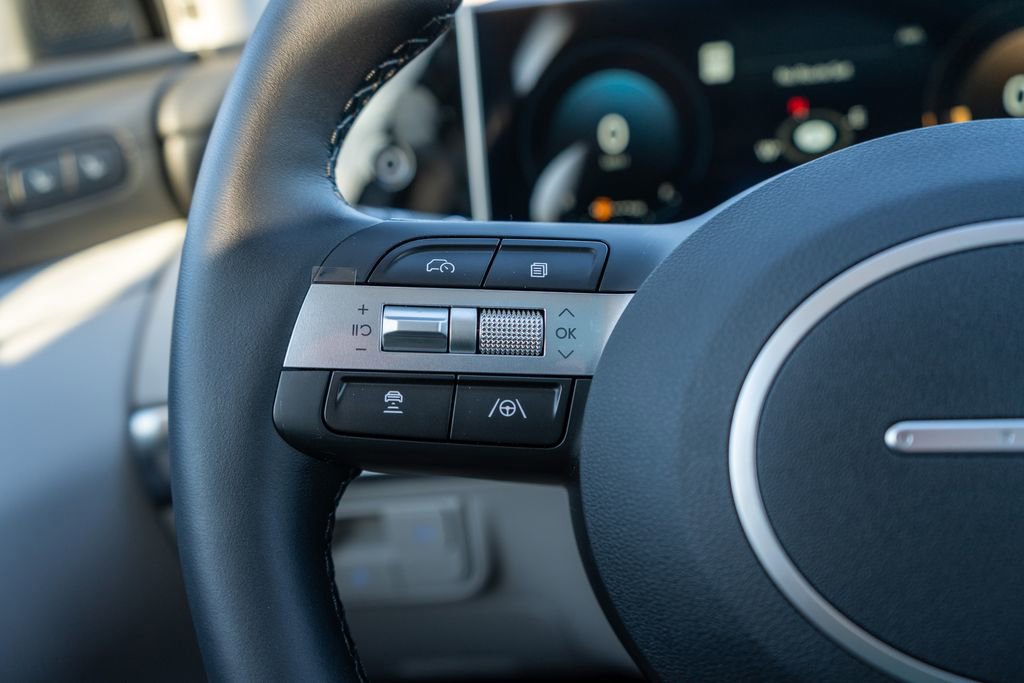 New 2025 Hyundai Tucson Limited image 27