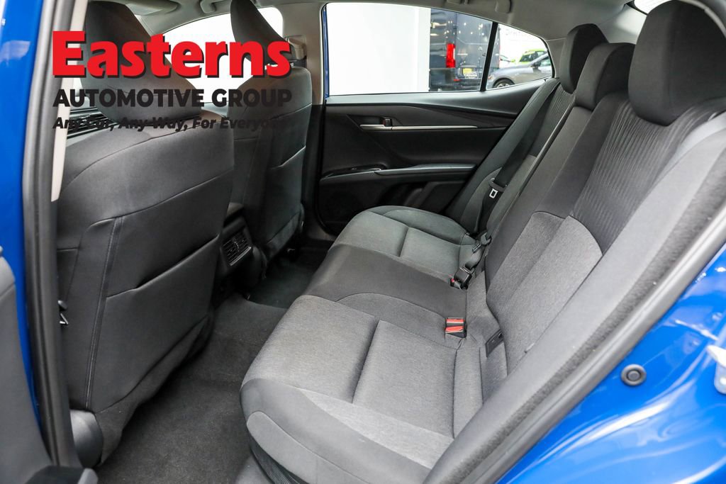 Used 2025 Toyota Camry LE w/ Convenience Package image 20