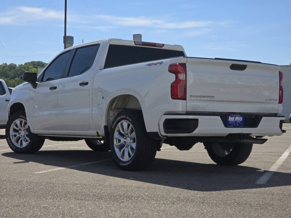 Used 2023 Chevrolet Silverado 1500 Custom AWD/4WD image 14