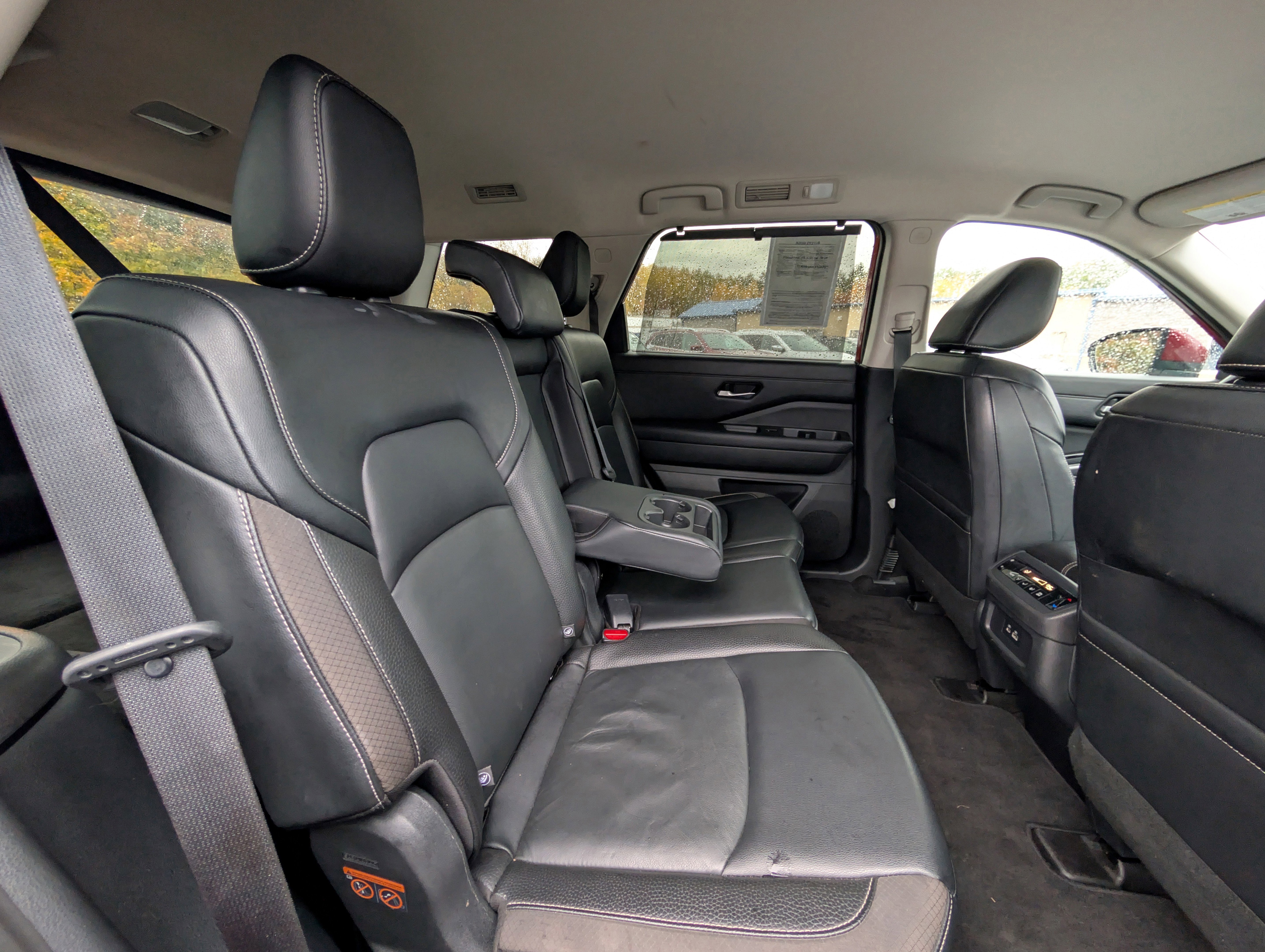 Used 2022 Nissan Pathfinder SL image 43