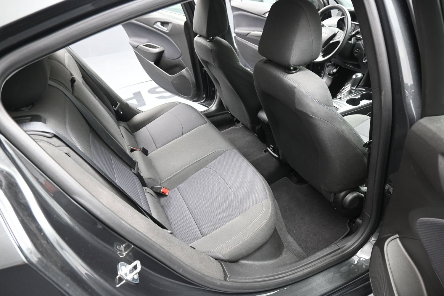 Used 2019 Chevrolet Cruze LT w/ Convenience Package FWD image 19
