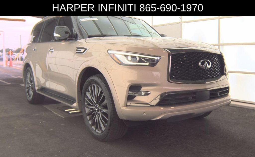 Used 2024 INFINITI QX80 Premium Select w/ Cargo Package AWD/4WD image 4
