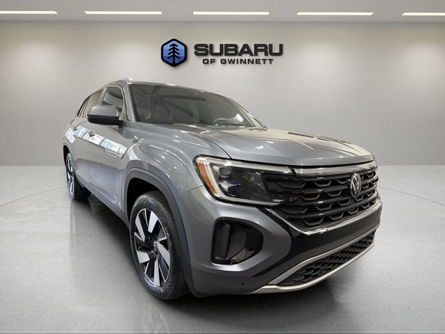 Used 2025 Volkswagen Atlas Cross Sport SE image 7