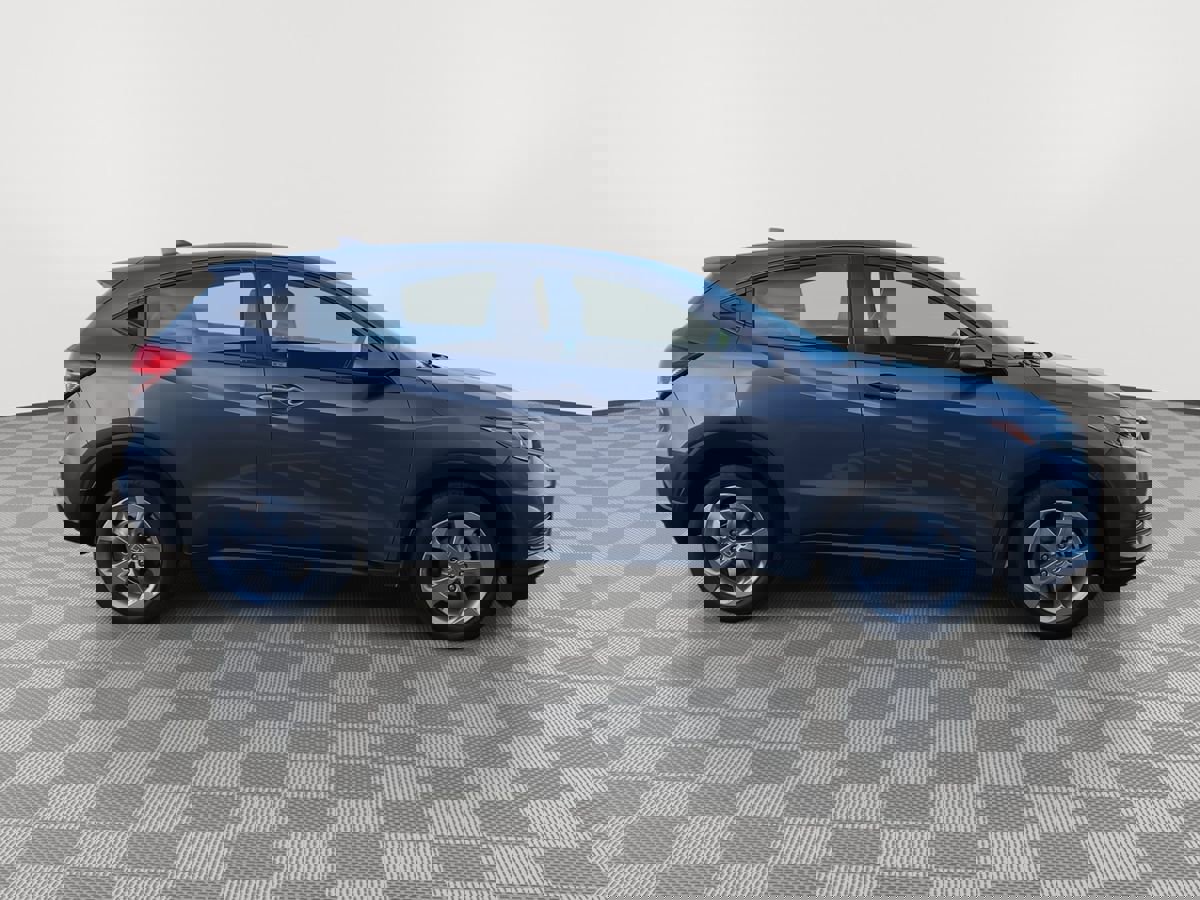 Used 2021 Honda HR-V LX image 8