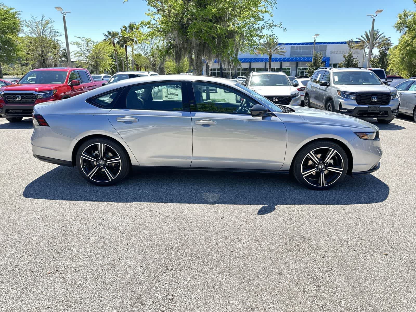 Used 2026 Honda Accord SE image 7