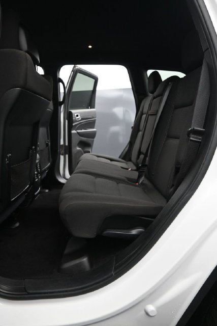 Used 2021 Jeep Grand Cherokee Laredo AWD/4WD image 10