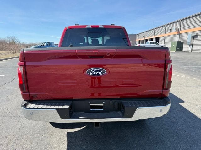 New 2026 Ford F150 XLT w/ Equipment Group 302A MID AWD/4WD image 8