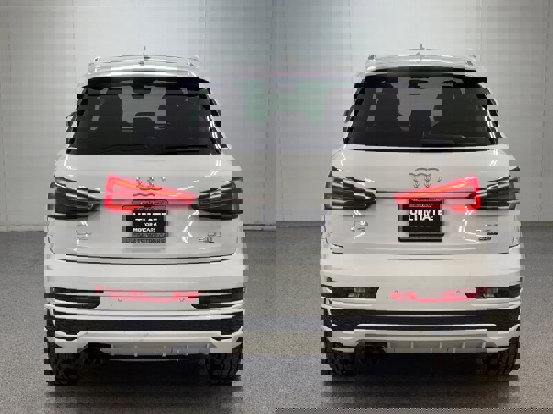 Used 2017 Audi Q3 2.0T Prestige image 5