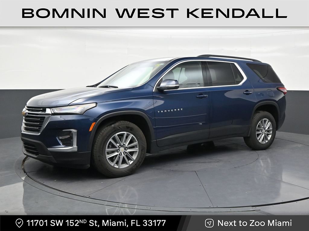 Used 2023 Chevrolet Traverse LT