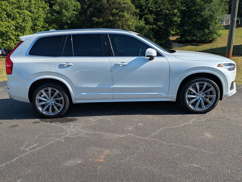 Used 2022 Volvo XC90 T6 Momentum AWD/4WD image 7