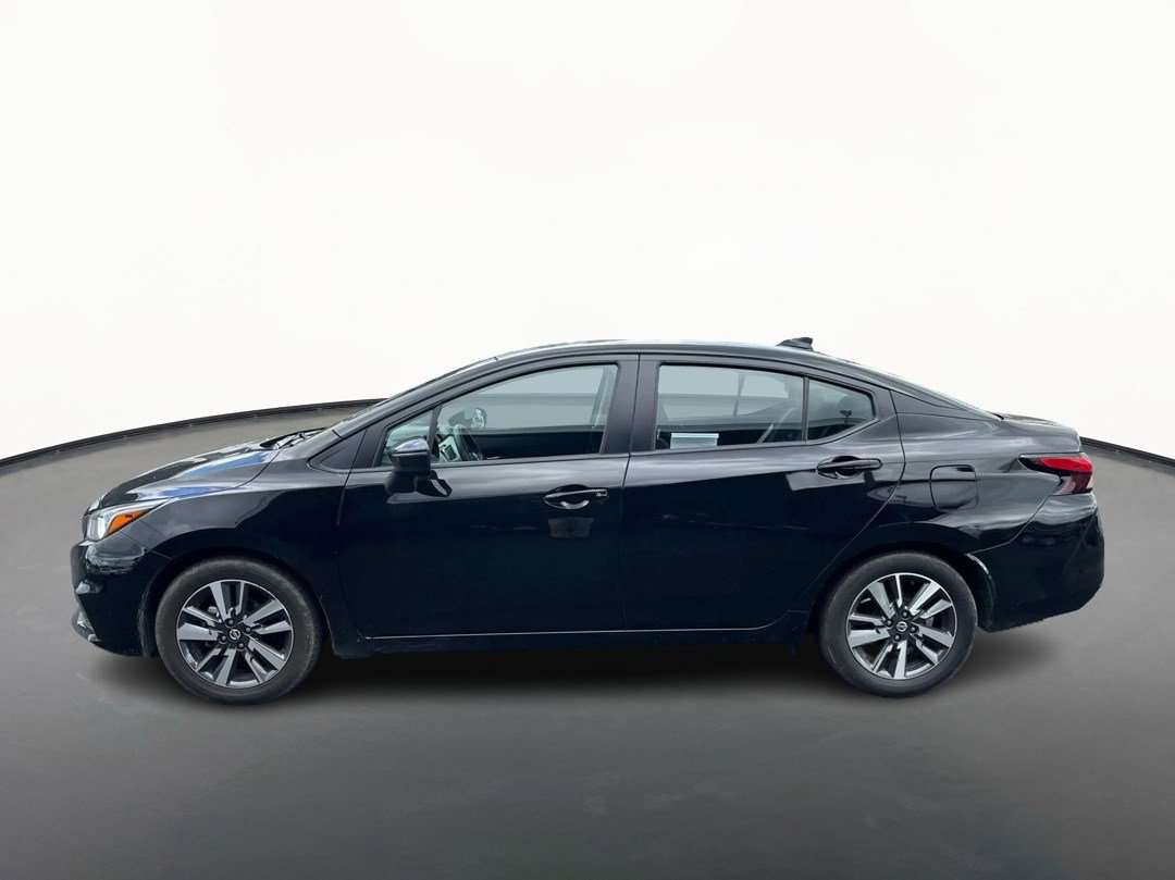 Used 2021 Nissan Versa SV image 6