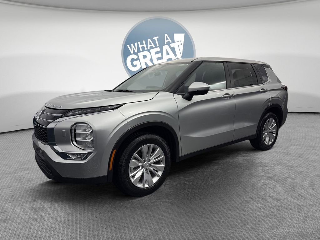 New 2026 Mitsubishi Outlander ES image 8