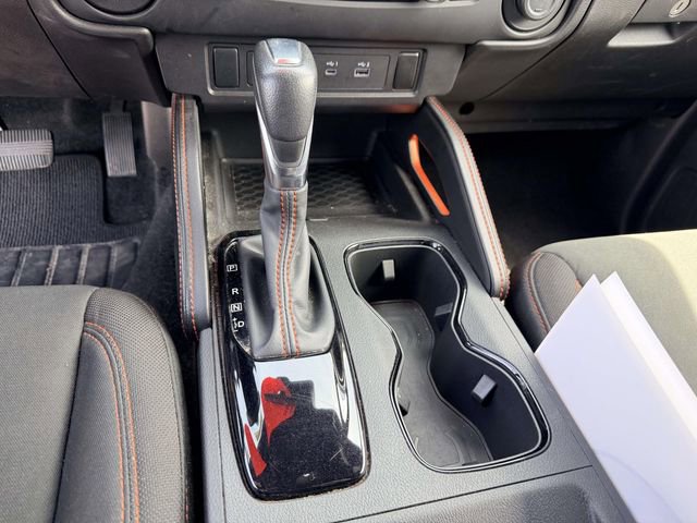 Used 2024 Nissan Frontier PRO-4X image 23
