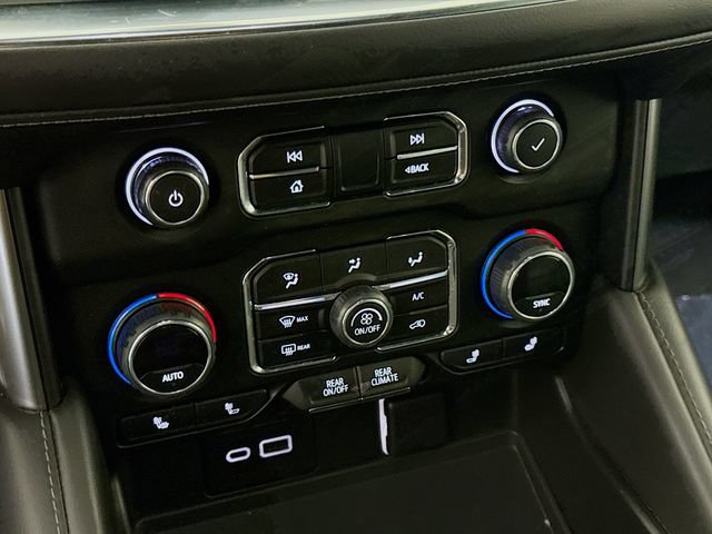 Used 2022 Chevrolet Tahoe LT w/ Luxury Package RWD image 18