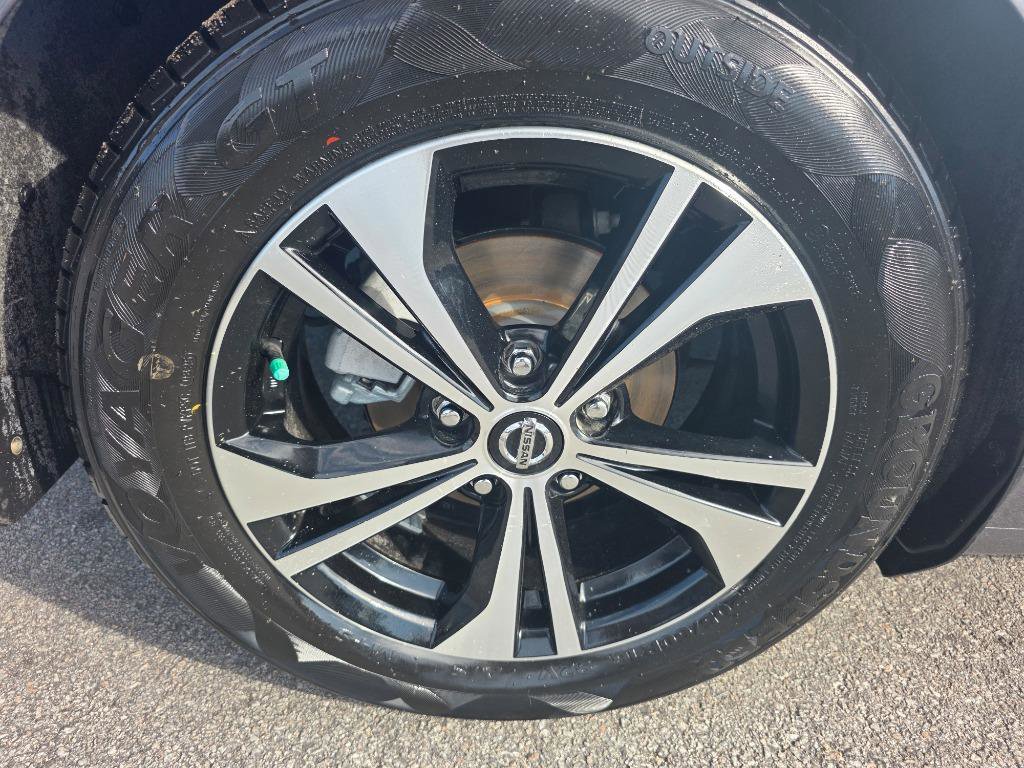 Used 2022 Nissan Sentra SV FWD image 22