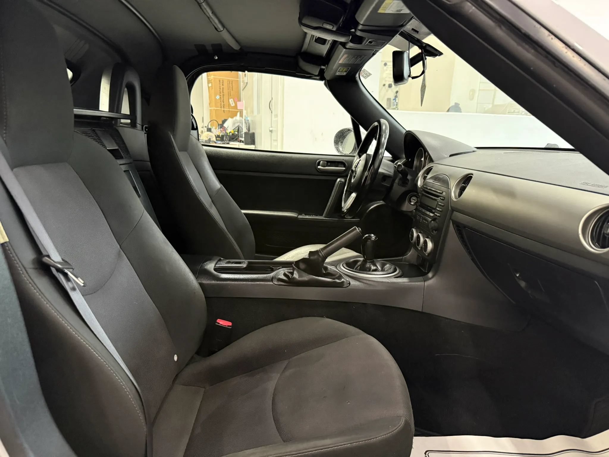 Used 2012 MAZDA MX-5 Miata Touring w/ Suspension Pkg RWD image 18