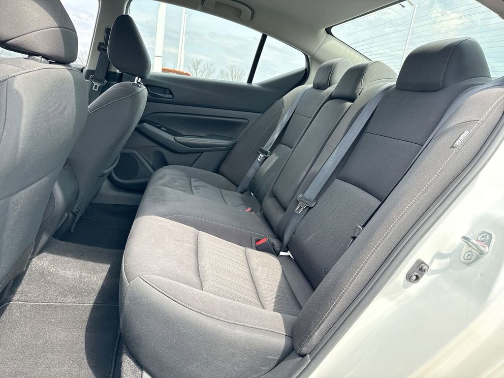 Used 2023 Nissan Altima 2.5 SV image 22