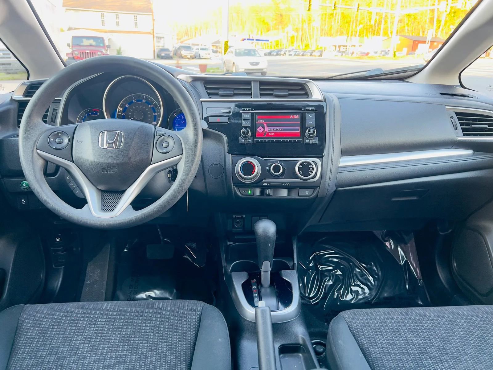 Used 2015 Honda Fit LX image 17
