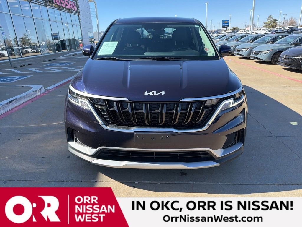 Used 2024 Kia Carnival LX image 8