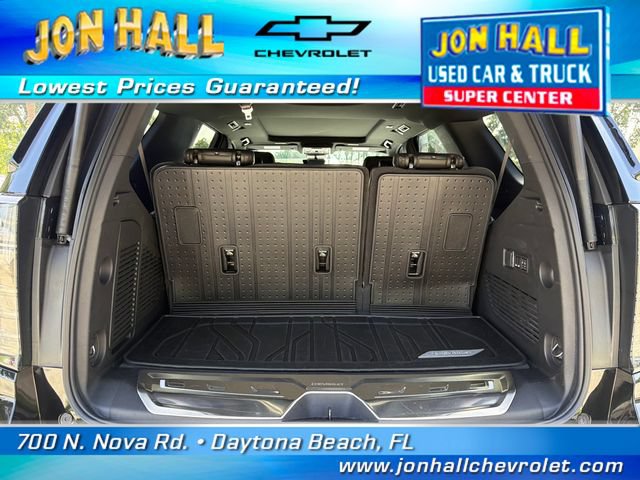 Used 2025 Chevrolet Tahoe High Country AWD/4WD image 11