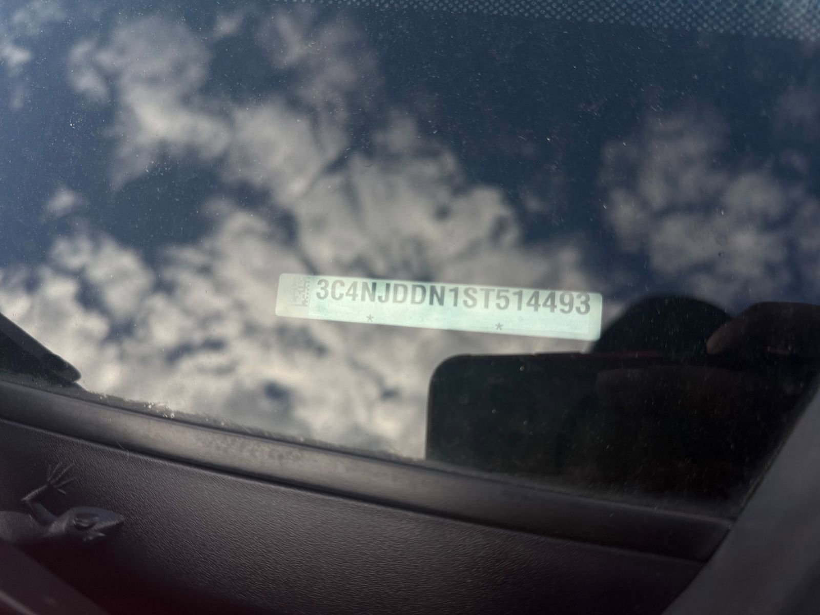 Used 2025 Jeep Compass Trailhawk image 28