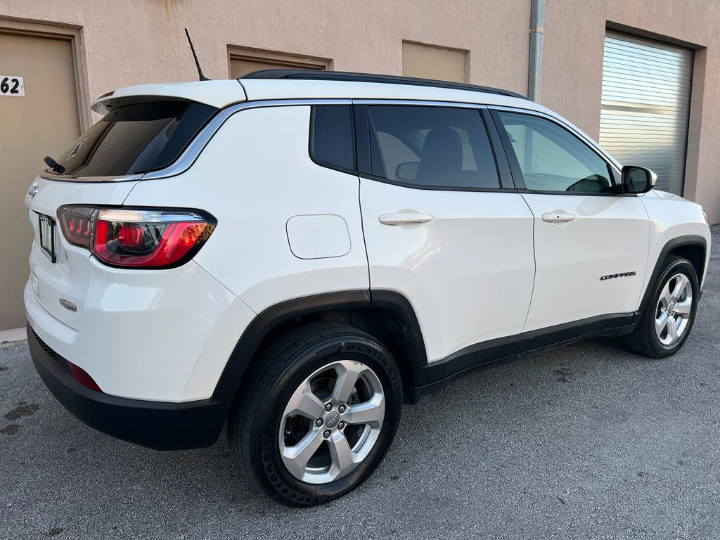 Used 2018 Jeep Compass Latitude w/ Popular Equipment Group image 11