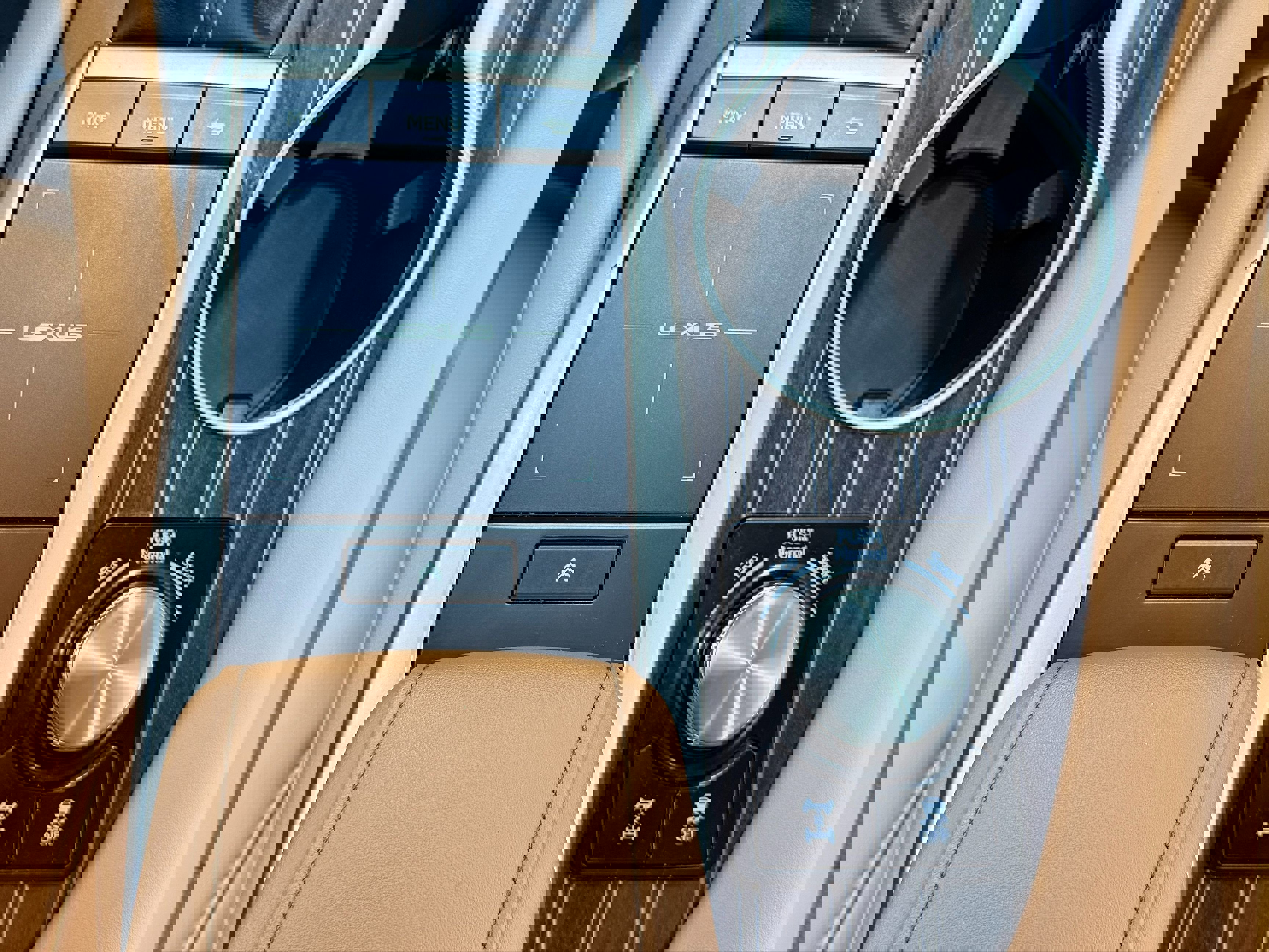 Used 2022 Lexus RX 350 AWD w/ Luxury Package image 26