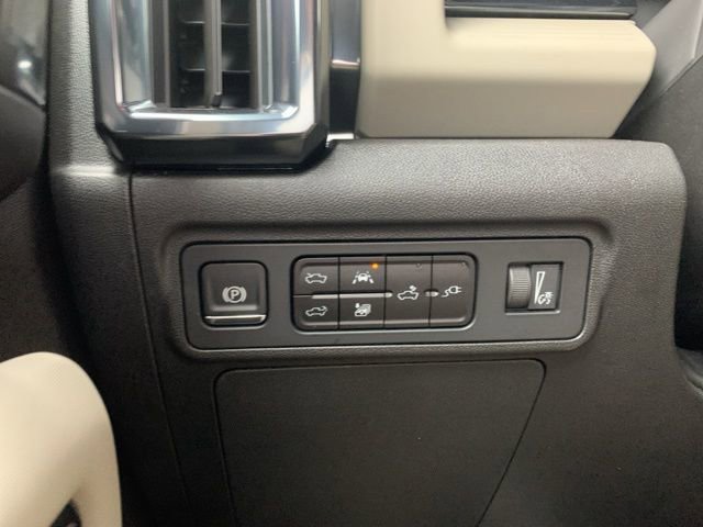 New 2026 GMC Hummer EV 4x4 Crew Cab image 13
