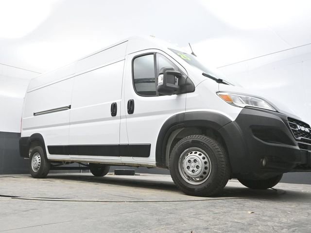 Used 2025 RAM ProMaster 2500 w/ Convenience Group image 31