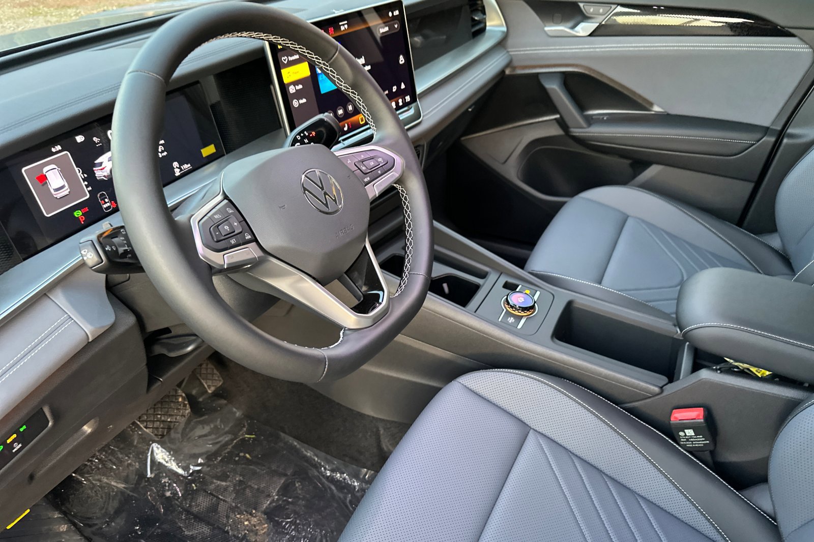 New 2026 Volkswagen Tiguan SE image 10