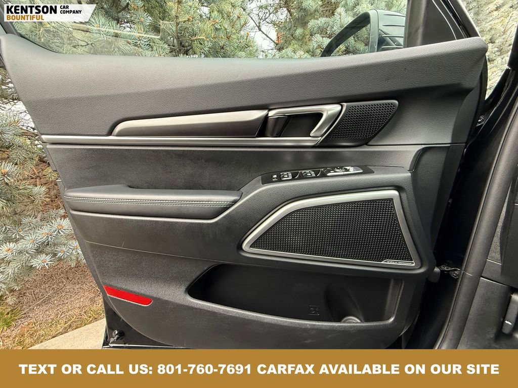 Used 2025 Kia Telluride S image 21