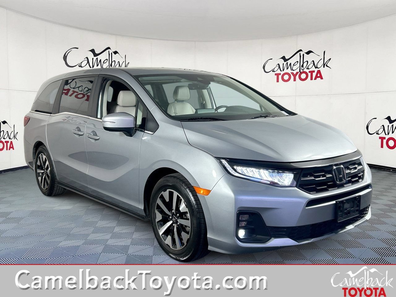 Used 2025 Honda Odyssey EX-L video 1