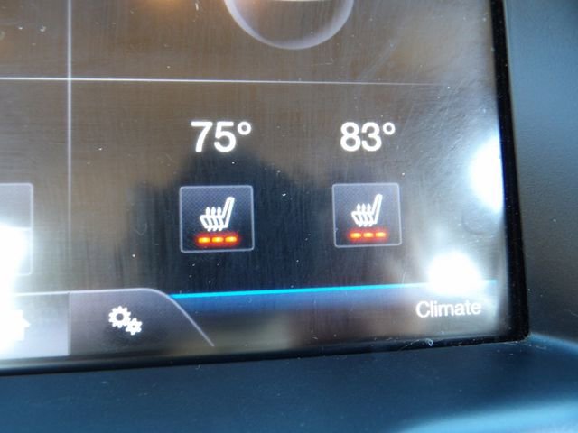 Used 2013 Ford Edge SEL image 19