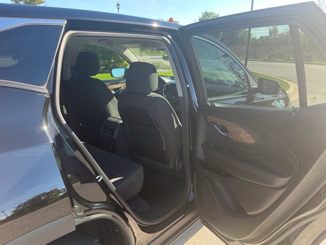 Used 2020 GMC Terrain SLE FWD image 18