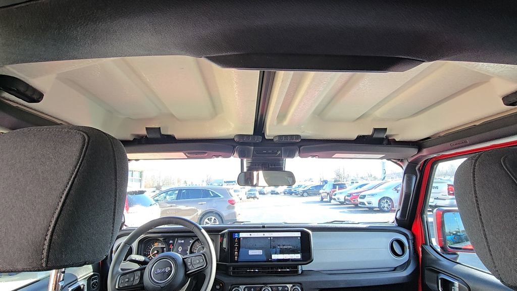 Certified 2025 Jeep Wrangler Willys image 23