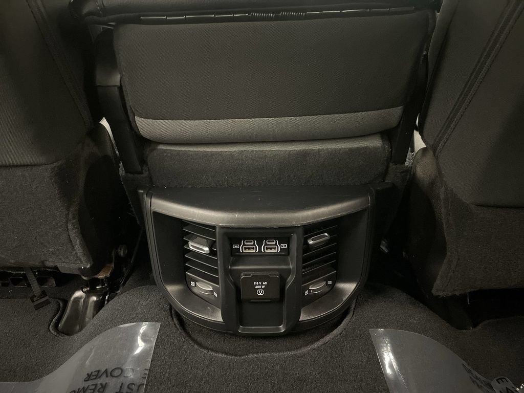 Used 2022 RAM 2500 Big Horn w/ Level B Equipment Group AWD/4WD image 14