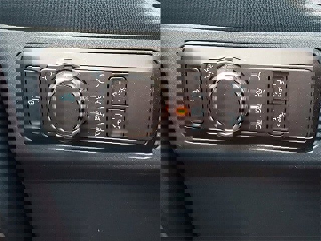 New 2025 Ford Maverick Tremor image 17