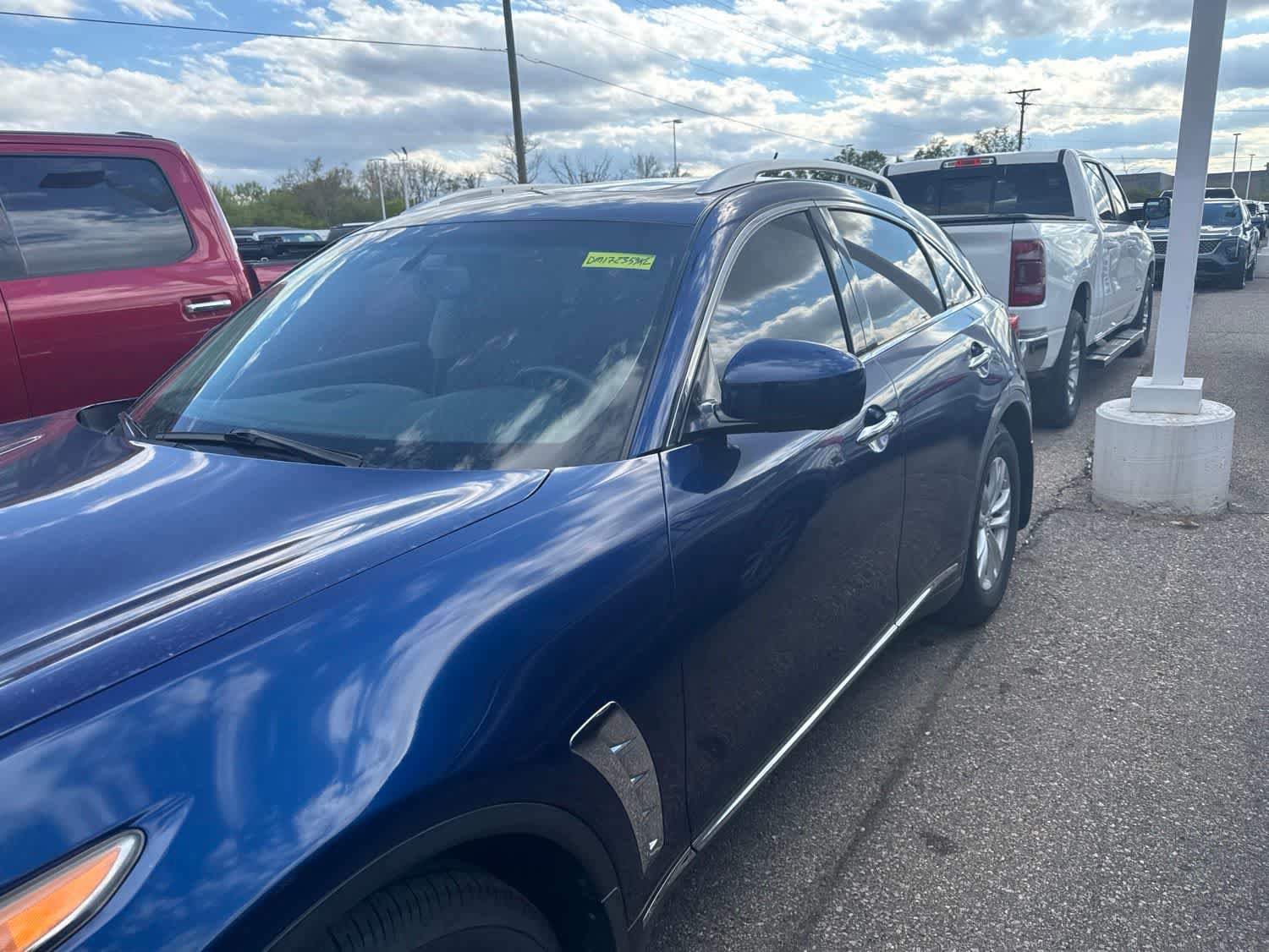 Used 2013 INFINITI FX37 AWD w/ Premium Pkg image 18