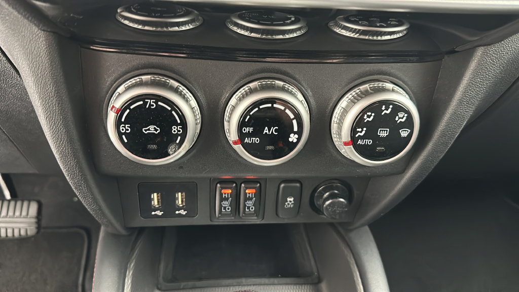 Used 2025 Mitsubishi Outlander Sport SE AWD/4WD image 19