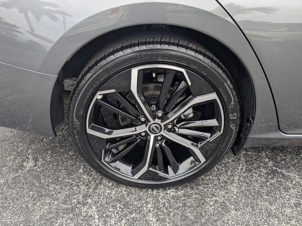 Used 2025 Nissan Altima 2.5 SR image 32