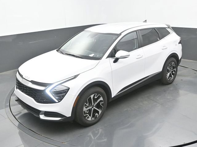 Used 2025 Kia Sportage EX image 16
