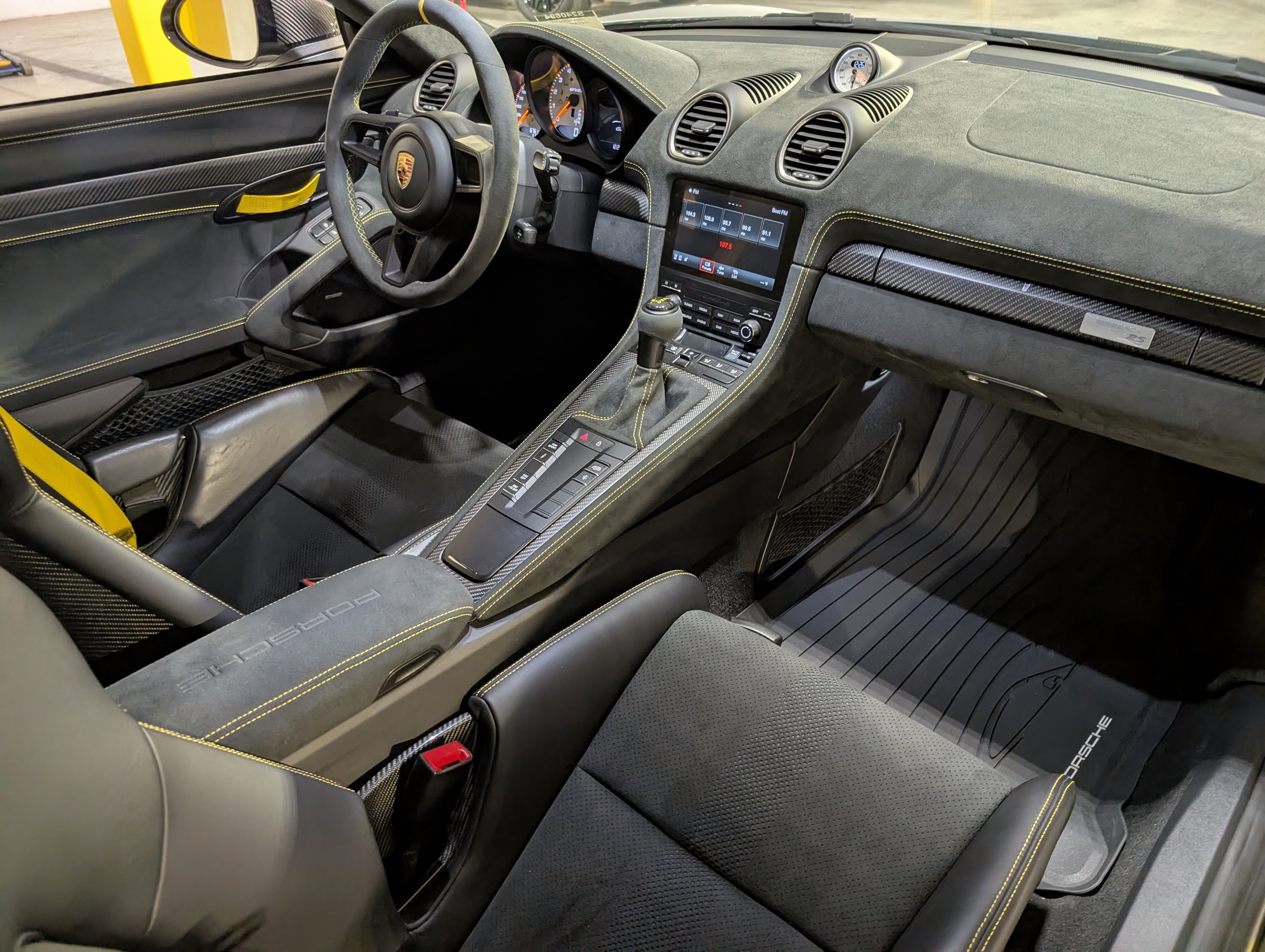 Used 2024 Porsche 718 Cayman GT4 RS image 23