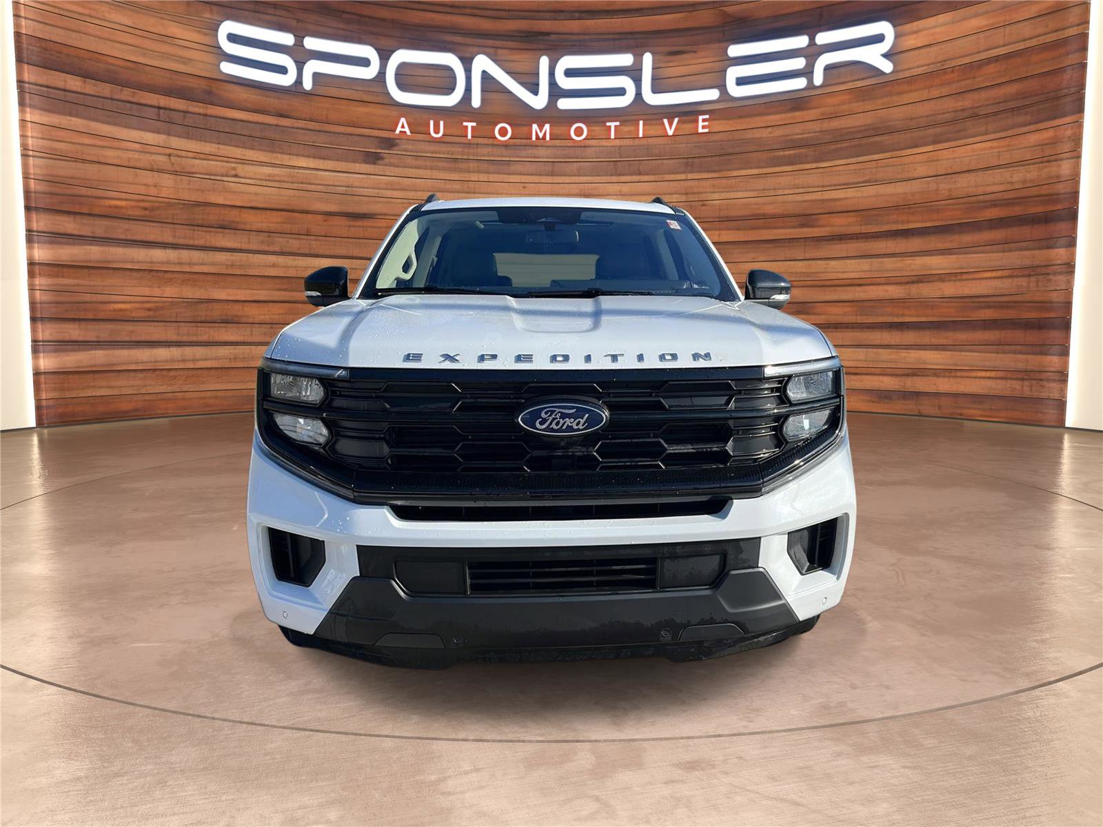 Used 2025 Ford Expedition Active image 8