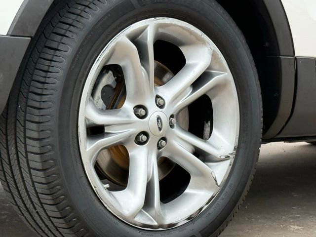 Used 2015 Ford Explorer Limited w/ Equipment Group 301A FWD image 13