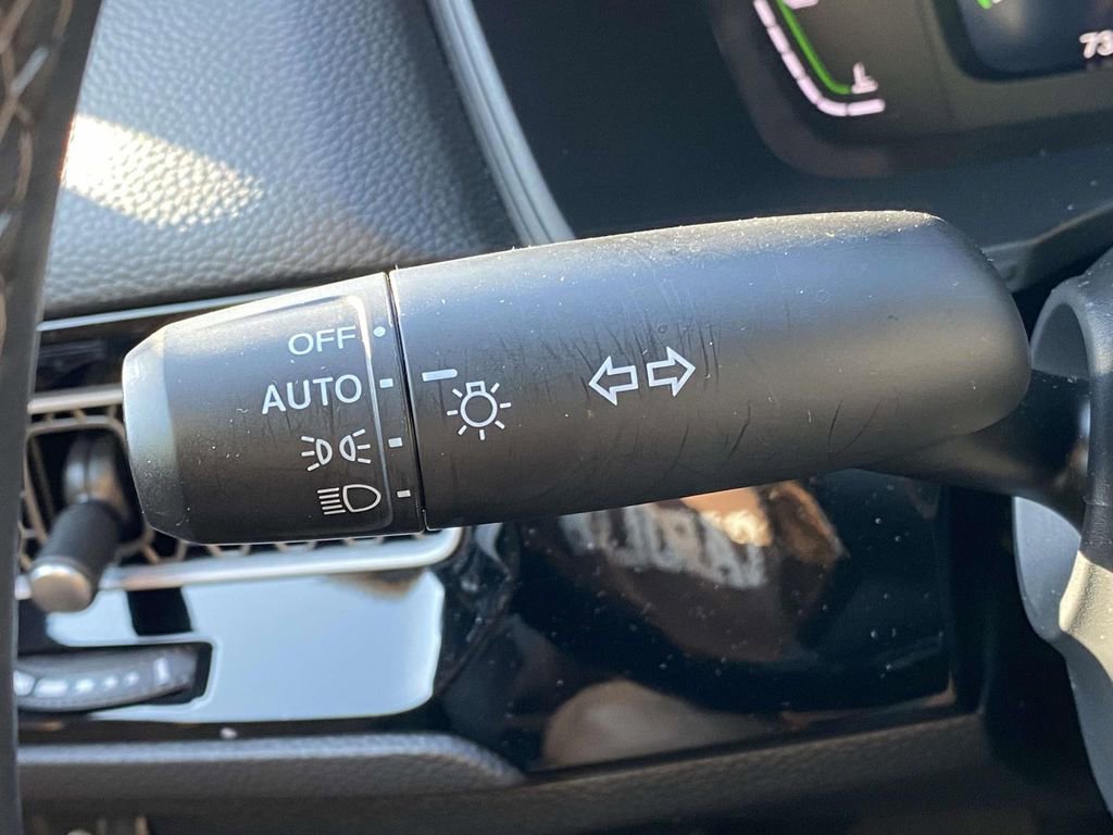 Certified 2025 Honda Civic Sport image 20